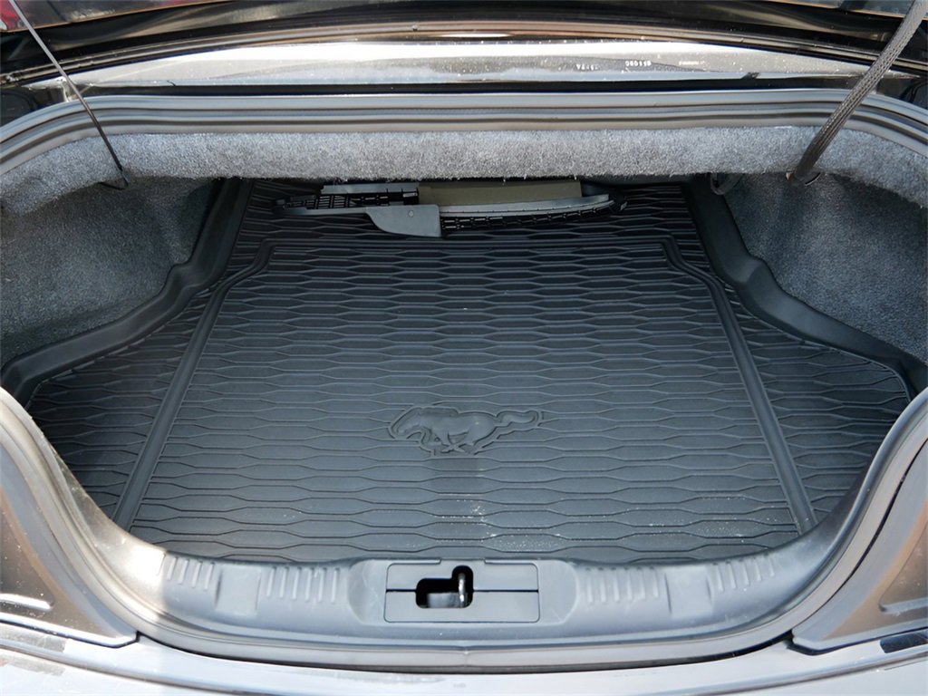 Used 2016 Ford Mustang Premium image 13