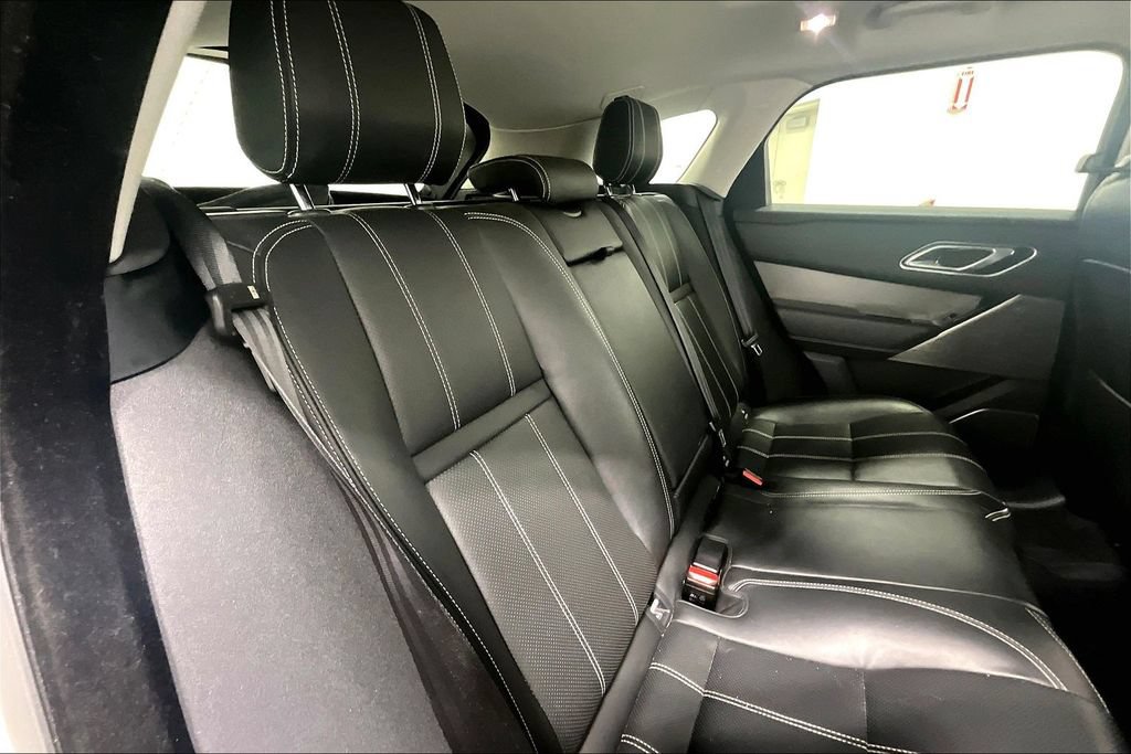 Used 2019 Land Rover Range Rover Velar S AWD/4WD image 28