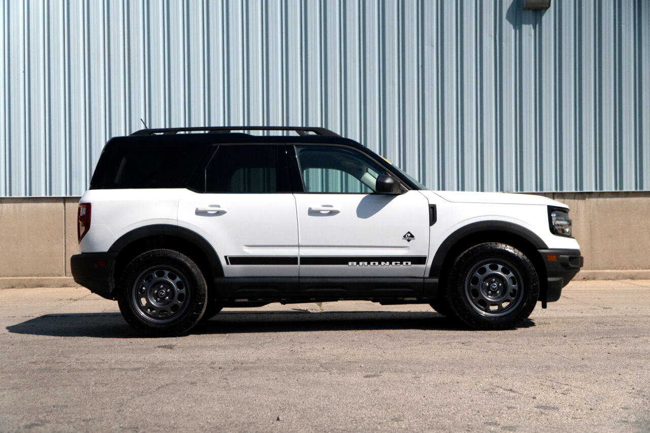 Used 2024 Ford Bronco Sport Outer Banks image 6