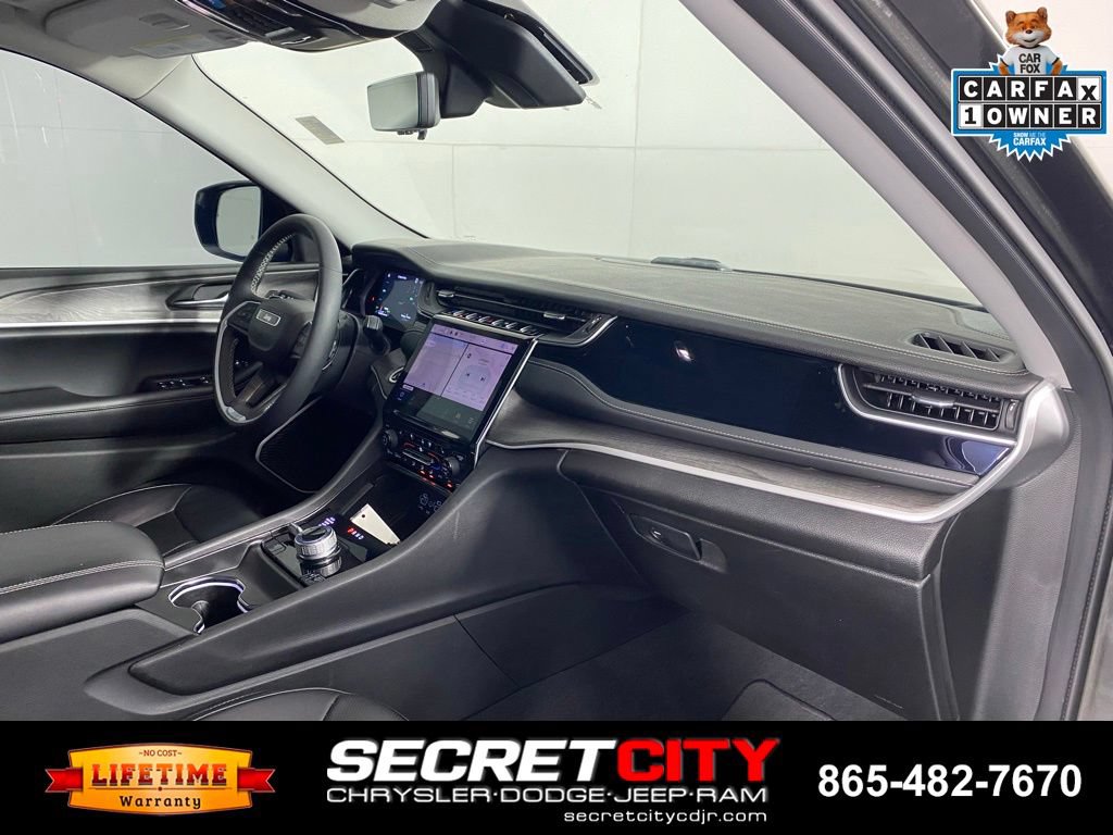 Used 2023 Jeep Grand Cherokee 30th Anniversary AWD/4WD image 34