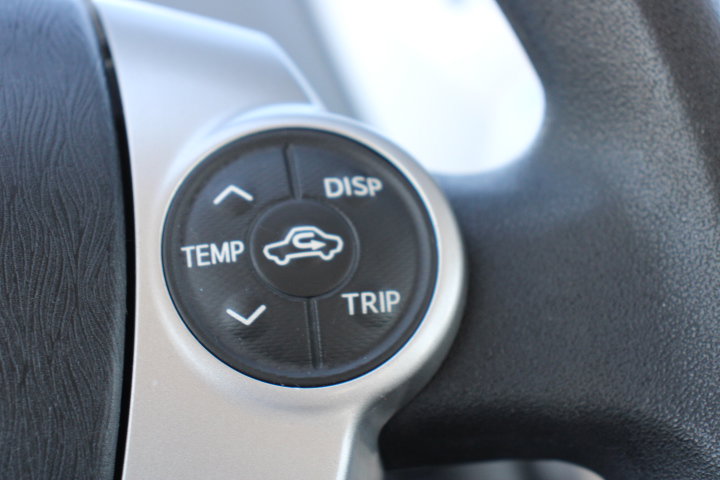 Used 2012 Toyota Prius V Five image 25