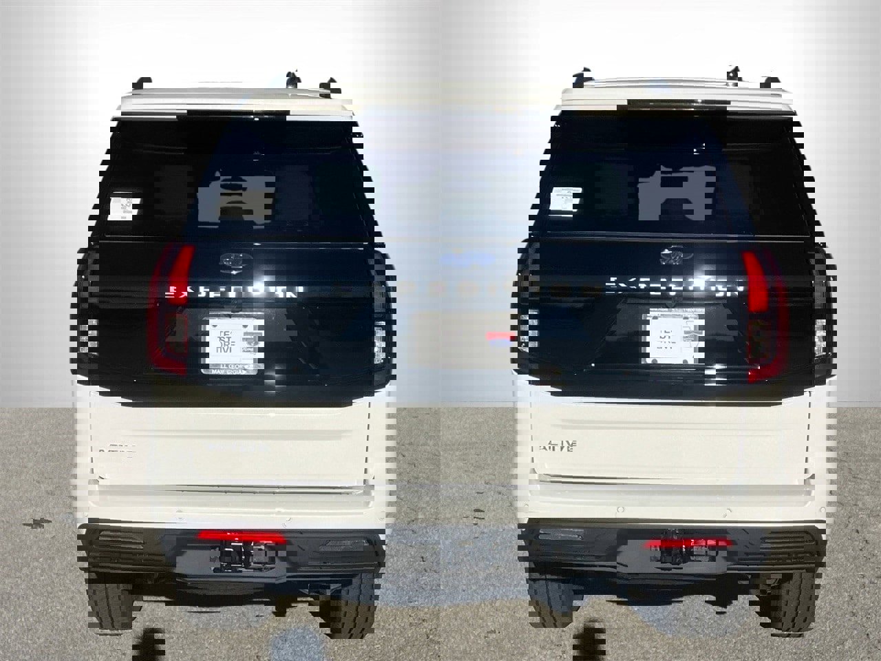 New 2026 Ford Expedition Active image 24