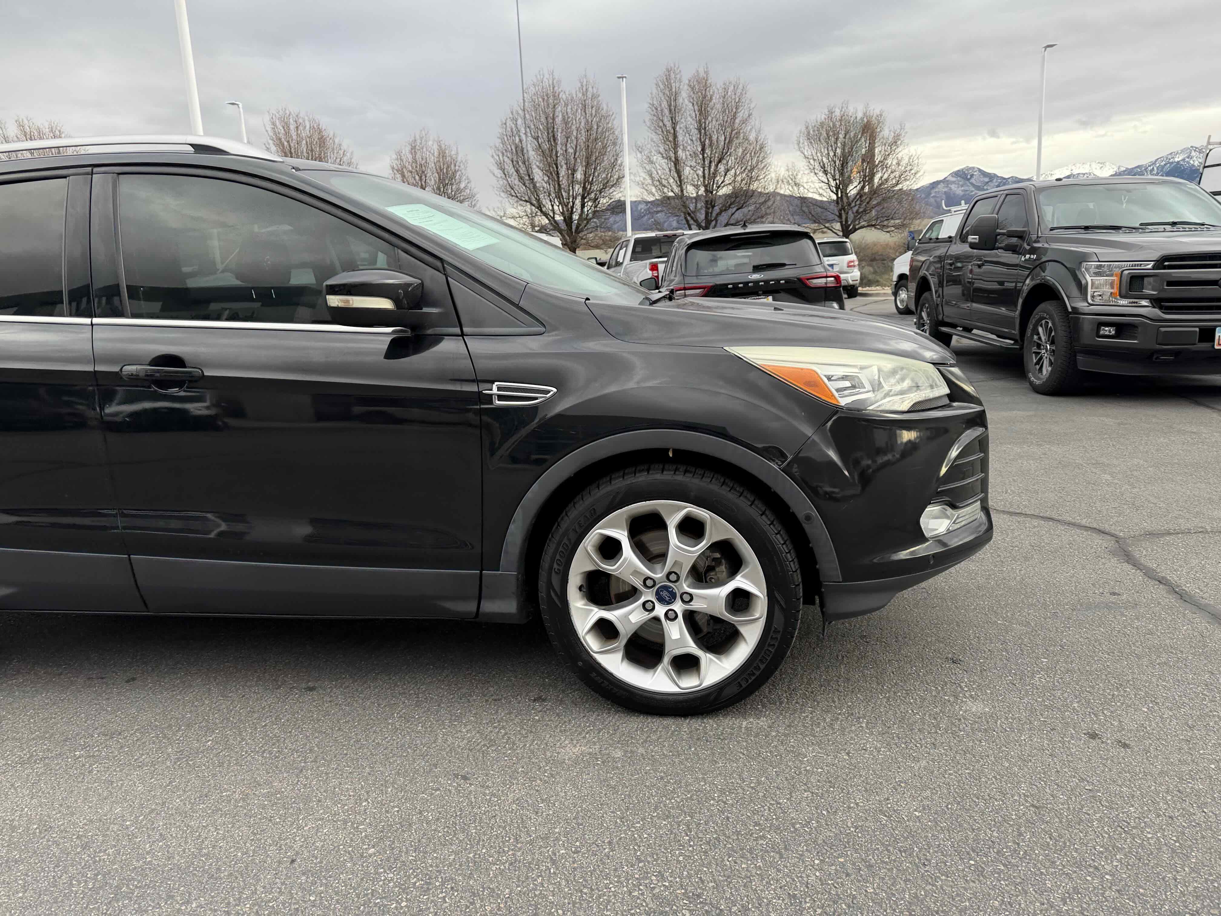 Used 2015 Ford Escape Titanium w/ Equipment Group 301A image 8