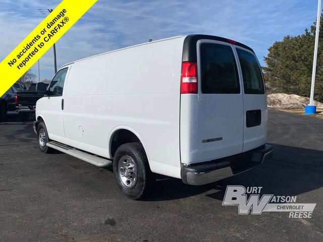 Used 2024 Chevrolet Express 2500 w/ Driver Convenience Package image 5