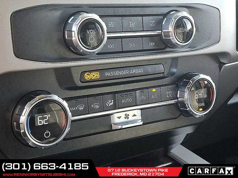 Used 2022 Ford F350 Lariat image 16