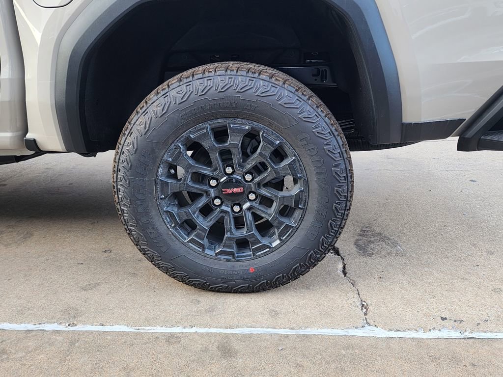 New 2026 GMC Canyon Elevation w/ Convenience Package image 52