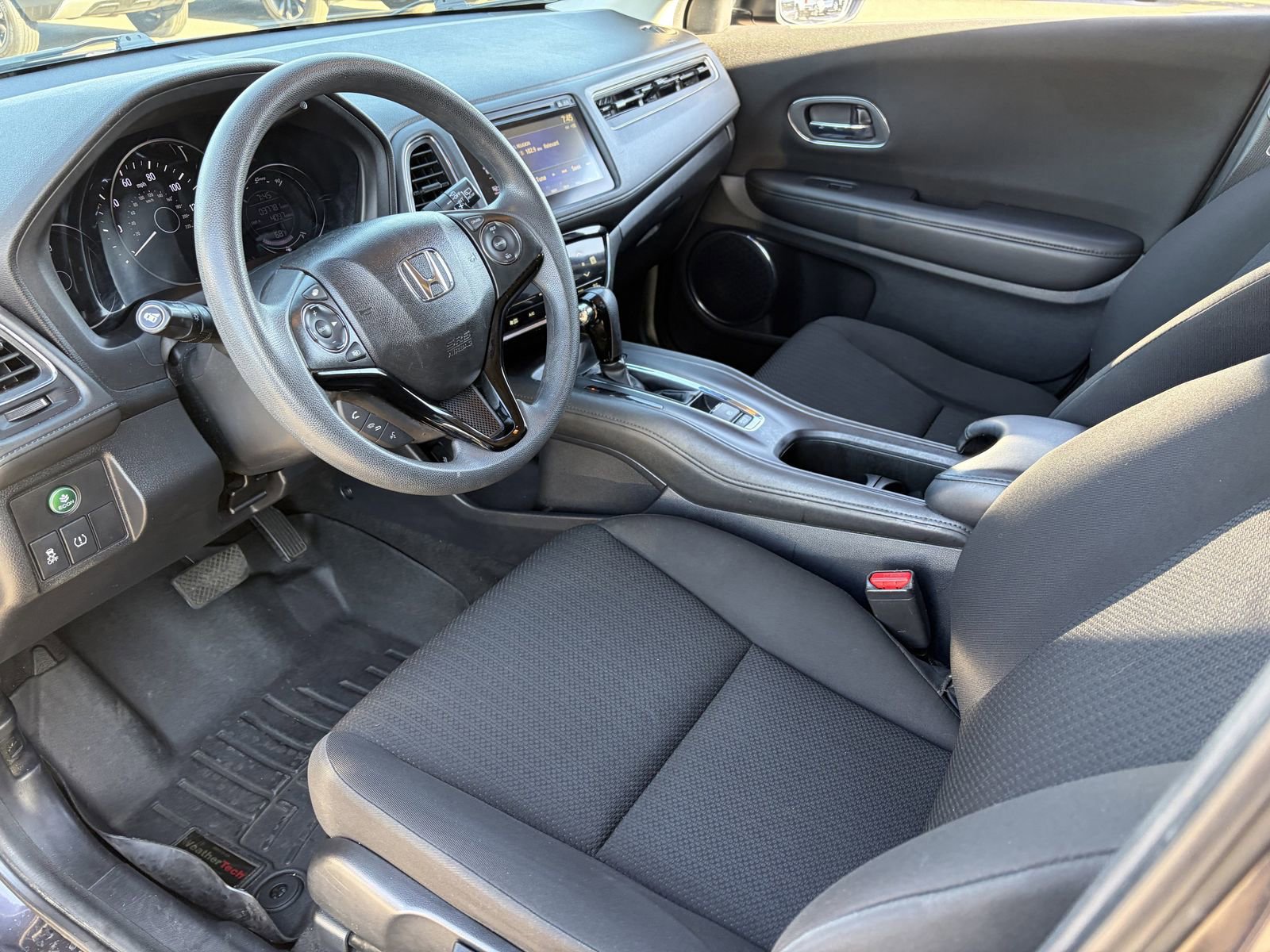 Used 2018 Honda HR-V EX image 19