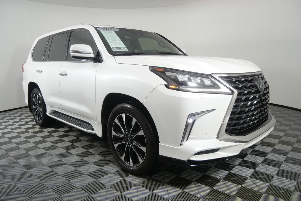 Used 2021 Lexus LX 570 4WD w/ Sport Package image 2