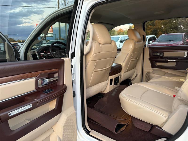 Used 2013 RAM 1500 Laramie w/ Convenience Group image 19