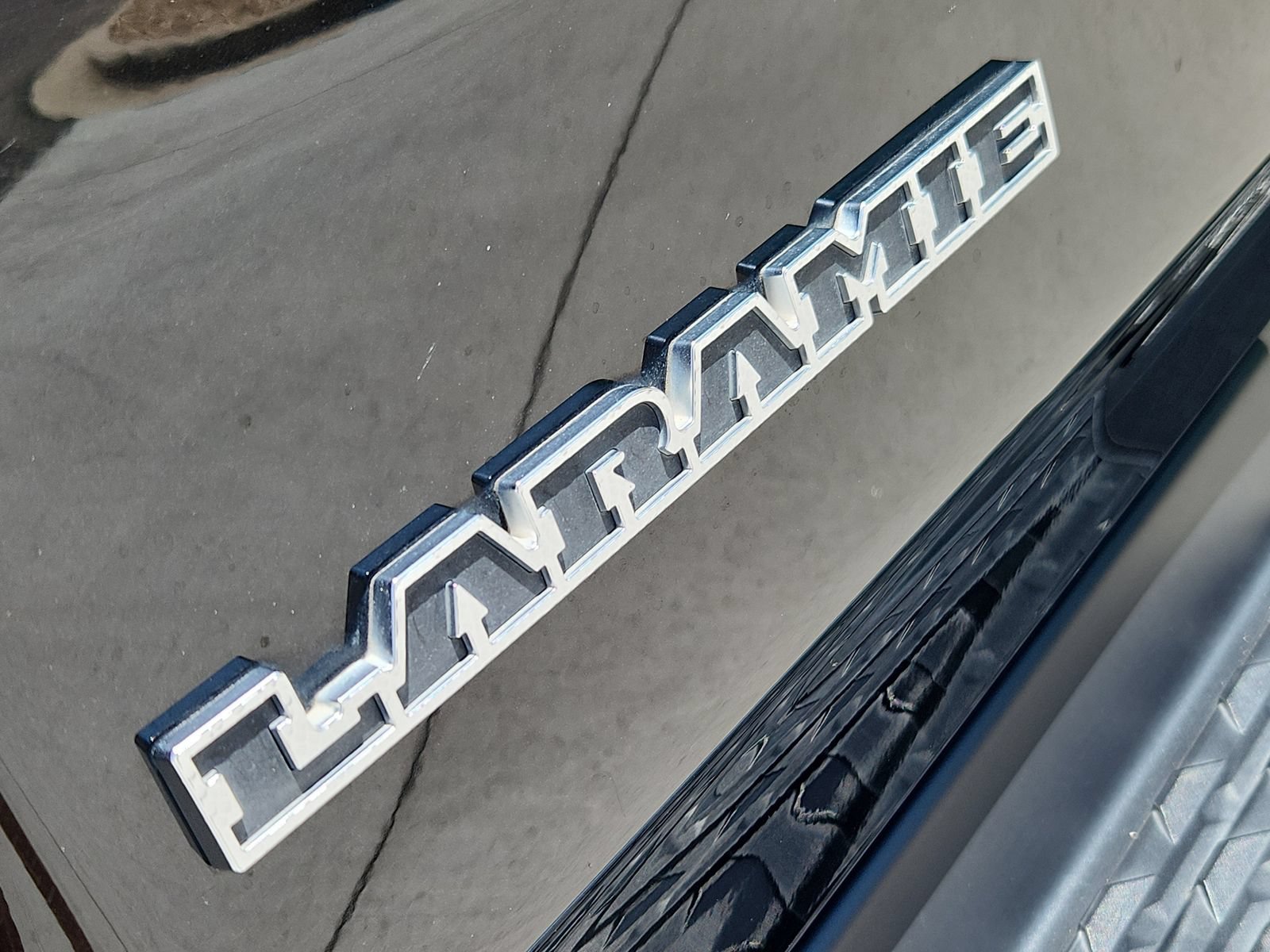 Used 2023 RAM 1500 Laramie AWD/4WD image 14