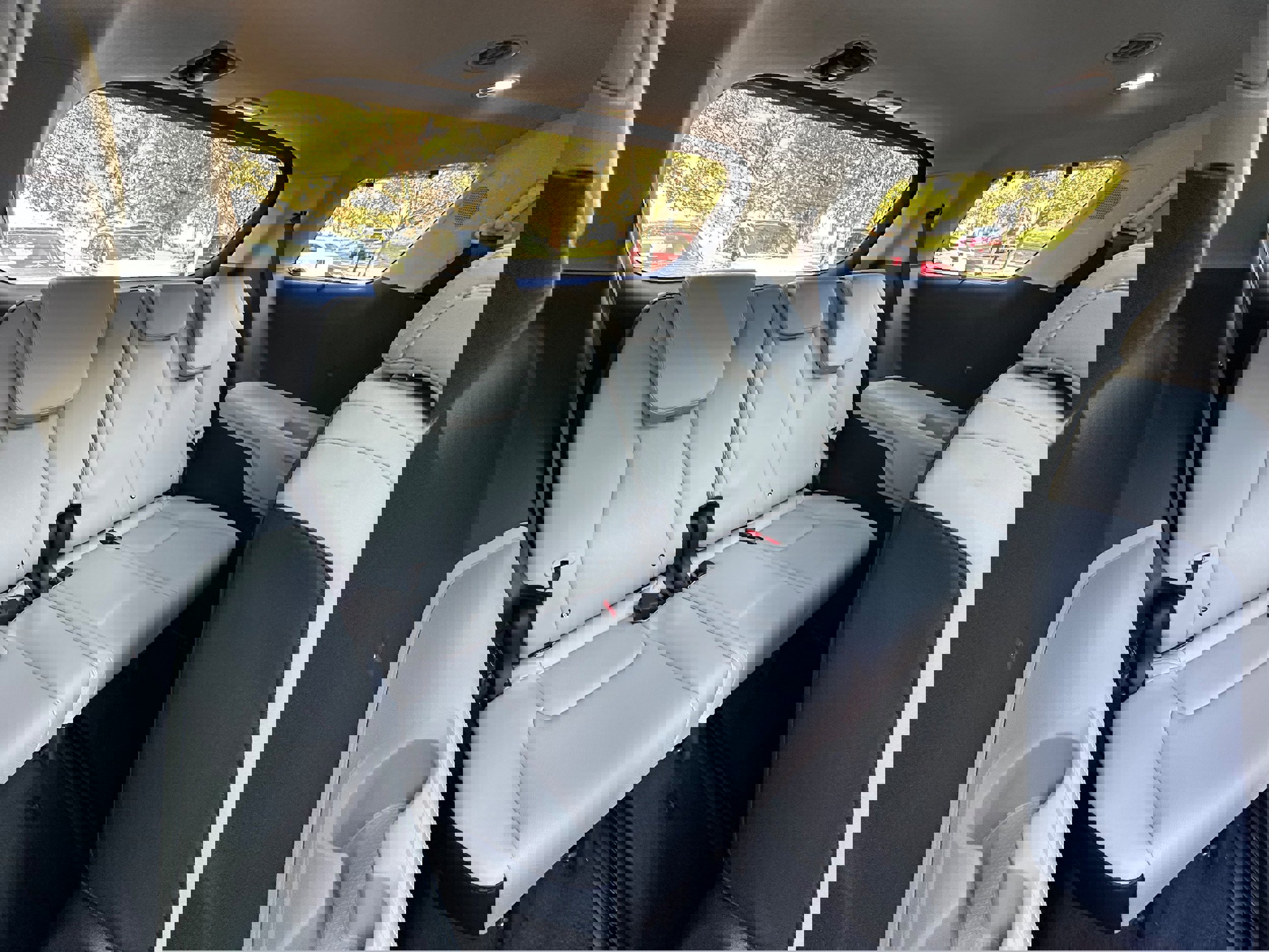 New 2026 Kia Carnival SX image 28