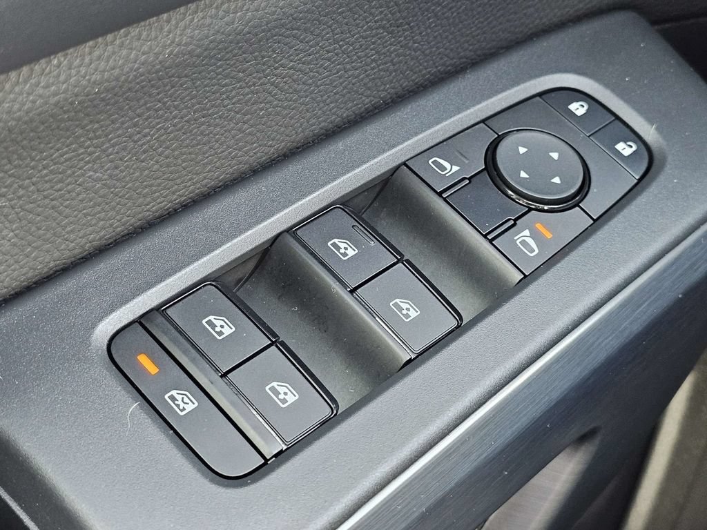Used 2024 Nissan Pathfinder Rock Creek AWD/4WD image 24