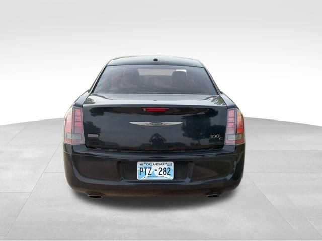 Used 2013 Chrysler 300 C RWD image 4