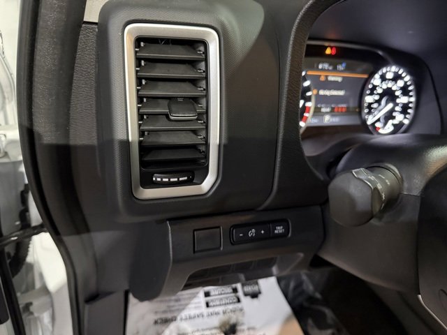Certified 2024 Nissan Frontier SV image 13