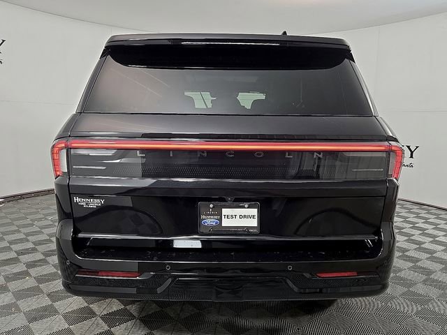 New 2025 Lincoln Navigator Reserve w/ Jet Appearance Package image 5