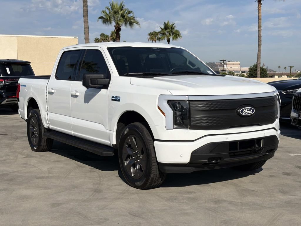 Used 2024 Ford F150 Lightning Flash AWD/4WD image 2