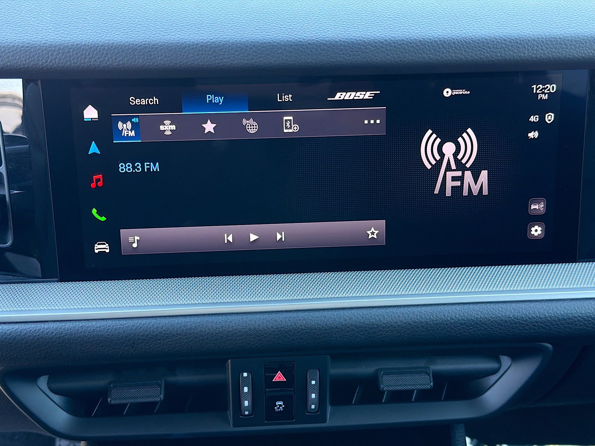 Used 2025 Porsche Cayenne image 51