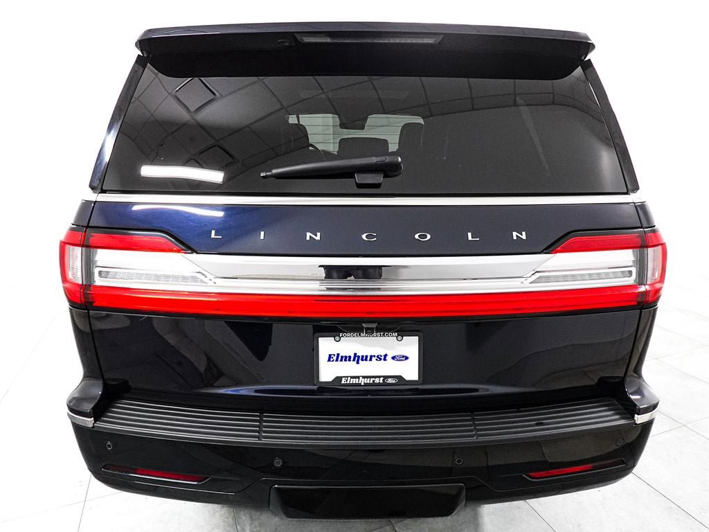 Used 2021 Lincoln Navigator Reserve w/ Luxury Package AWD/4WD image 5