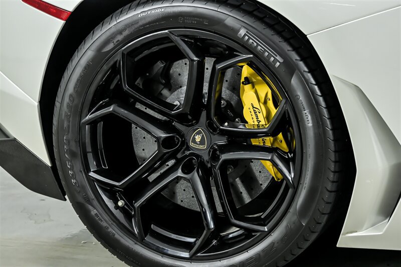 Used 2014 Lamborghini Aventador LP 700-4 AWD/4WD image 14