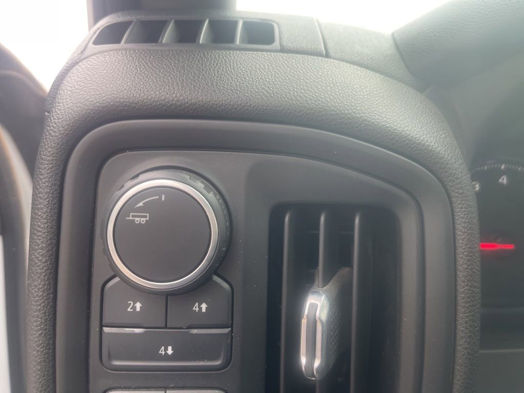 Used 2024 Chevrolet Silverado 2500 Custom w/ Custom Value Package image 26