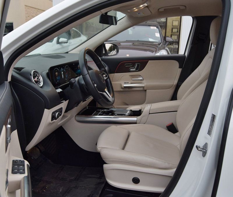 Used 2021 Mercedes-Benz GLA 250 4MATIC image 14