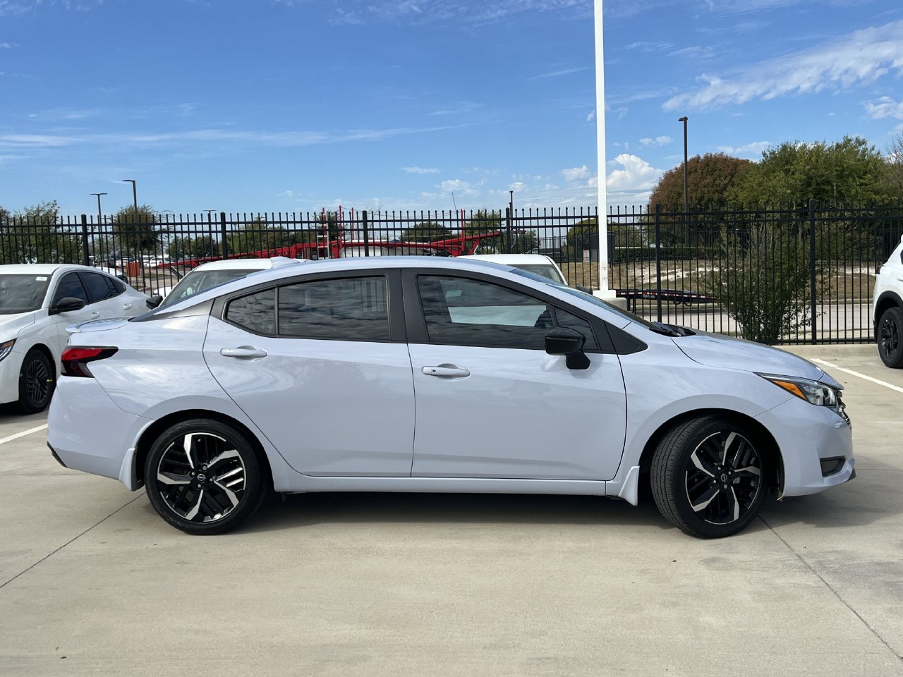 Used 2025 Nissan Versa SR w/ Trunk Package FWD image 3
