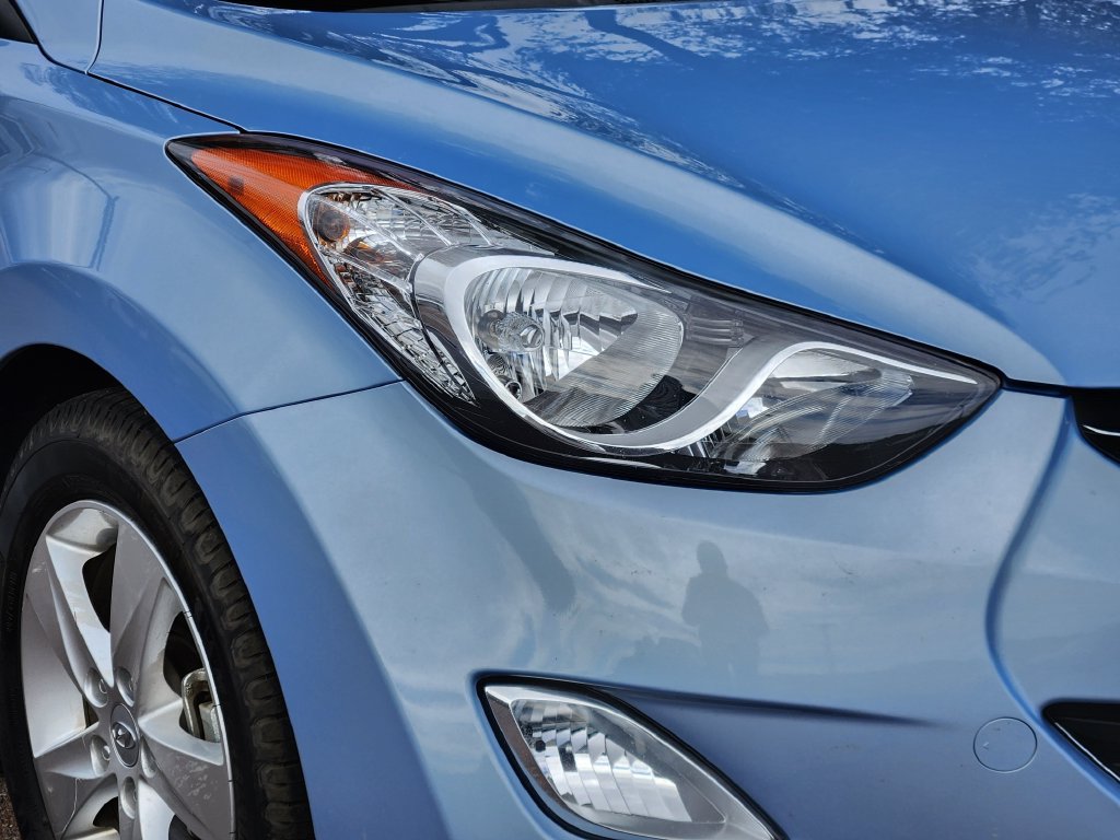 Used 2013 Hyundai Elantra GLS w/ Preferred Pkg FWD image 28