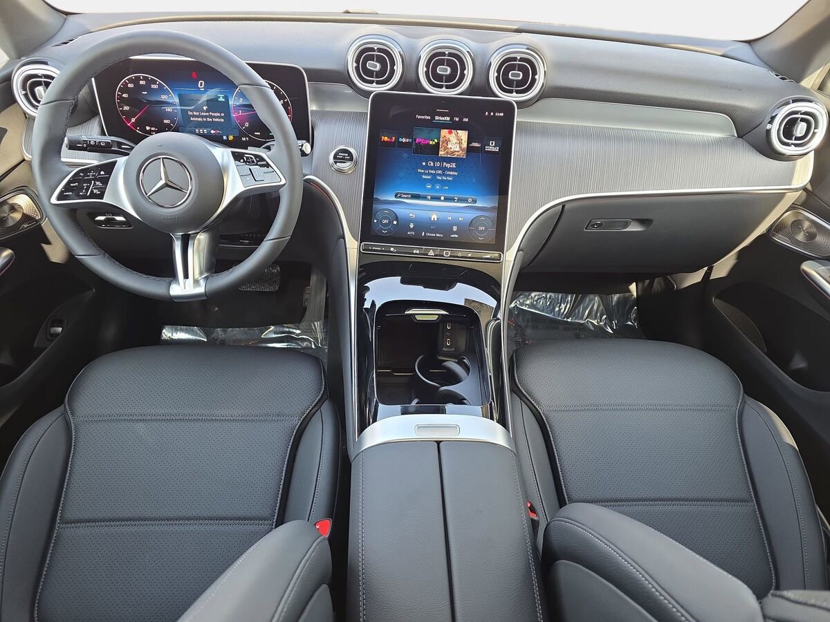 New 2026 Mercedes-Benz GLC 300 4MATIC image 9