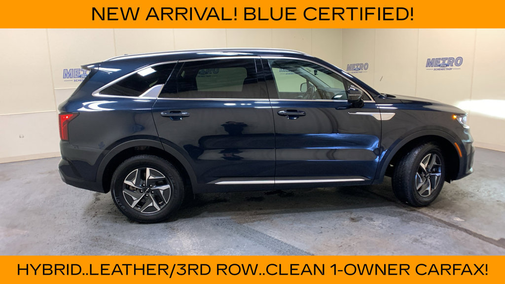 Used 2022 Kia Sorento S AWD/4WD image 2
