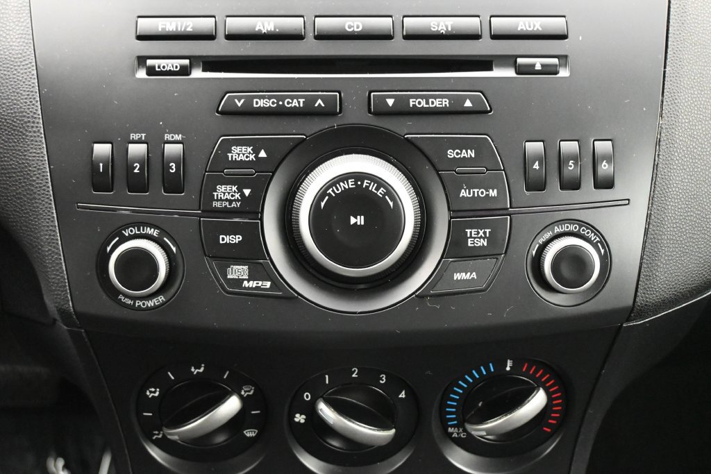 Used 2012 MAZDA MAZDA3 s Touring FWD image 9