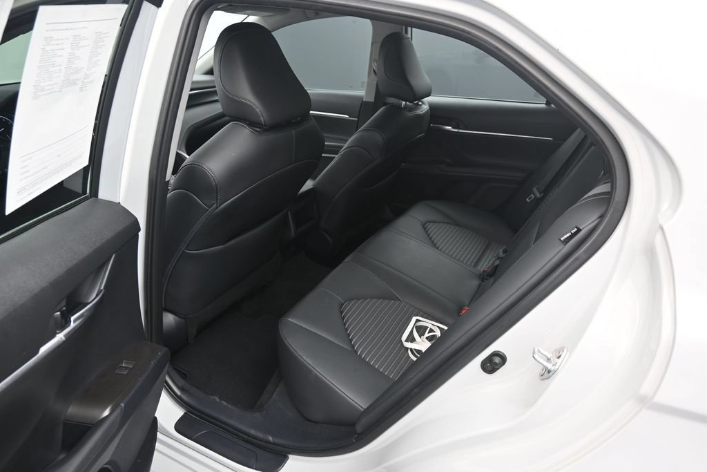 Used 2023 Toyota Camry SE FWD image 17