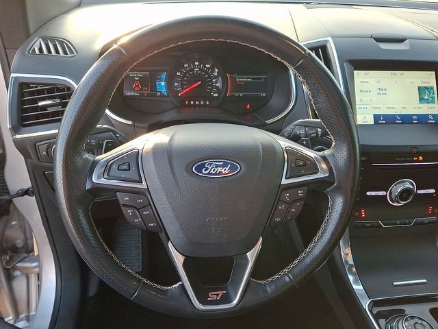 Used 2019 Ford Edge ST image 16