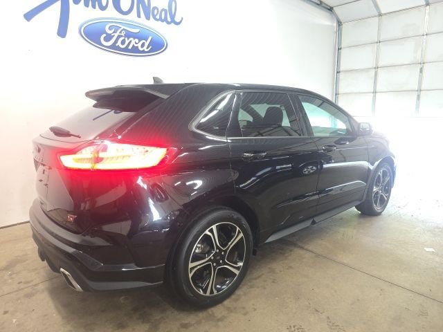 Used 2023 Ford Edge ST AWD/4WD image 9