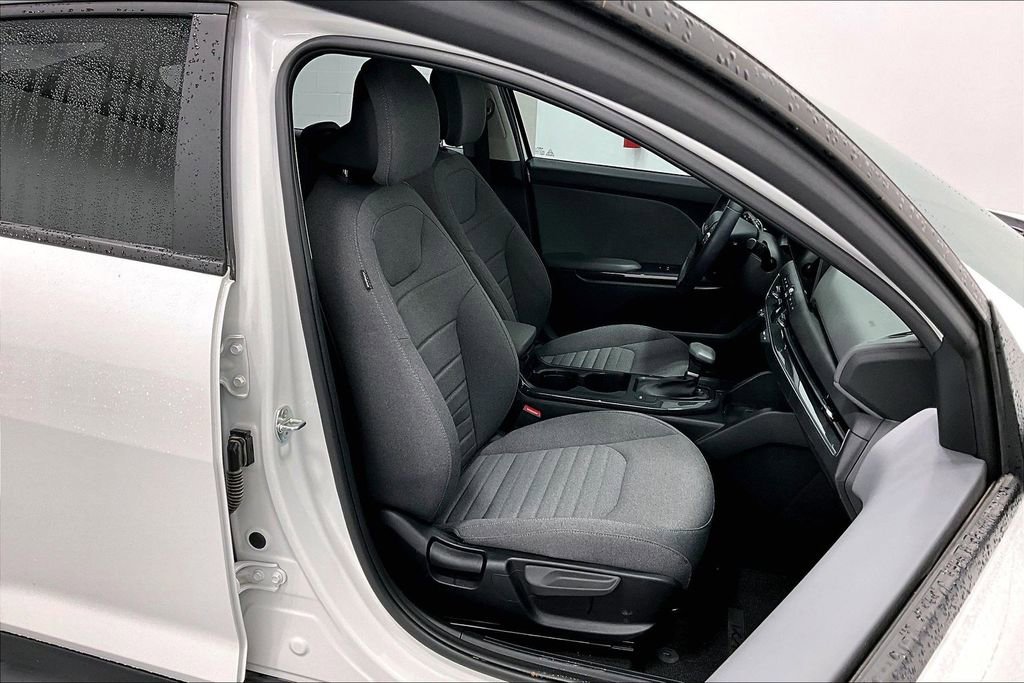 Used 2025 Kia K4 EX FWD image 10