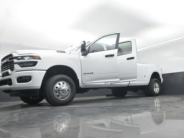 New 2026 RAM 3500 Big Horn AWD/4WD image 66