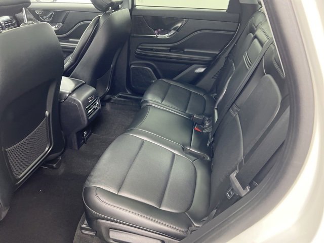 Used 2022 Lincoln Corsair AWD w/ Premium Package image 11