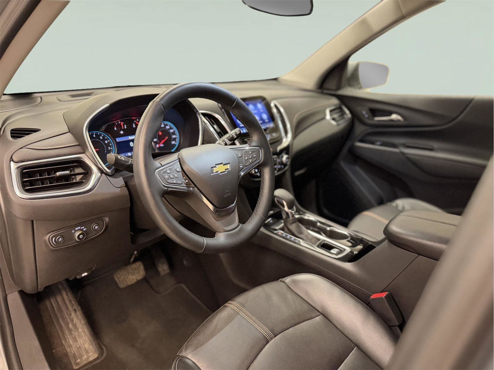 Certified 2024 Chevrolet Equinox Premier image 24