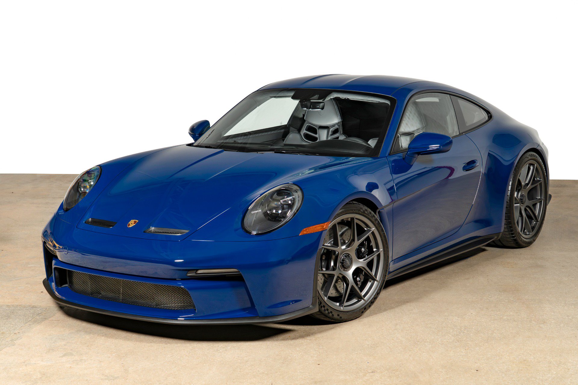 Used 2024 Porsche 911 GT3 RS RWD image 2