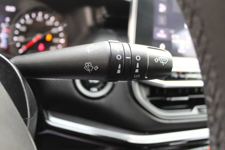 Used 2022 Jeep Compass Altitude image 19