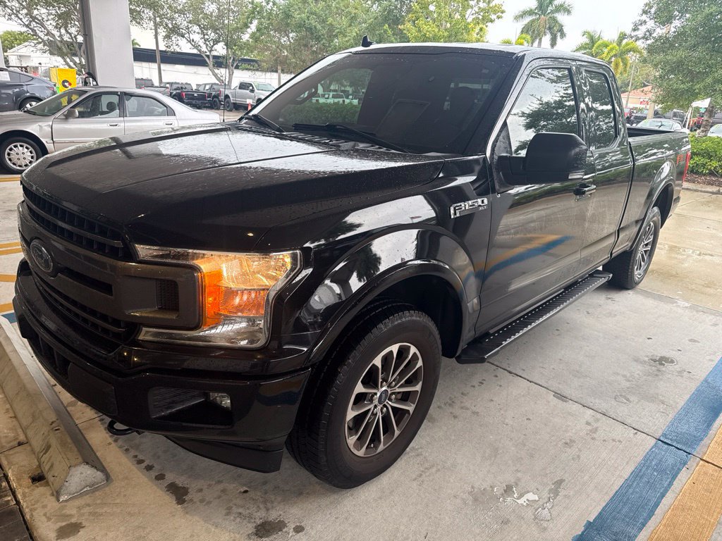 Used 2018 Ford F150 XLT w/ Equipment Group 302A Luxury AWD/4WD image 1