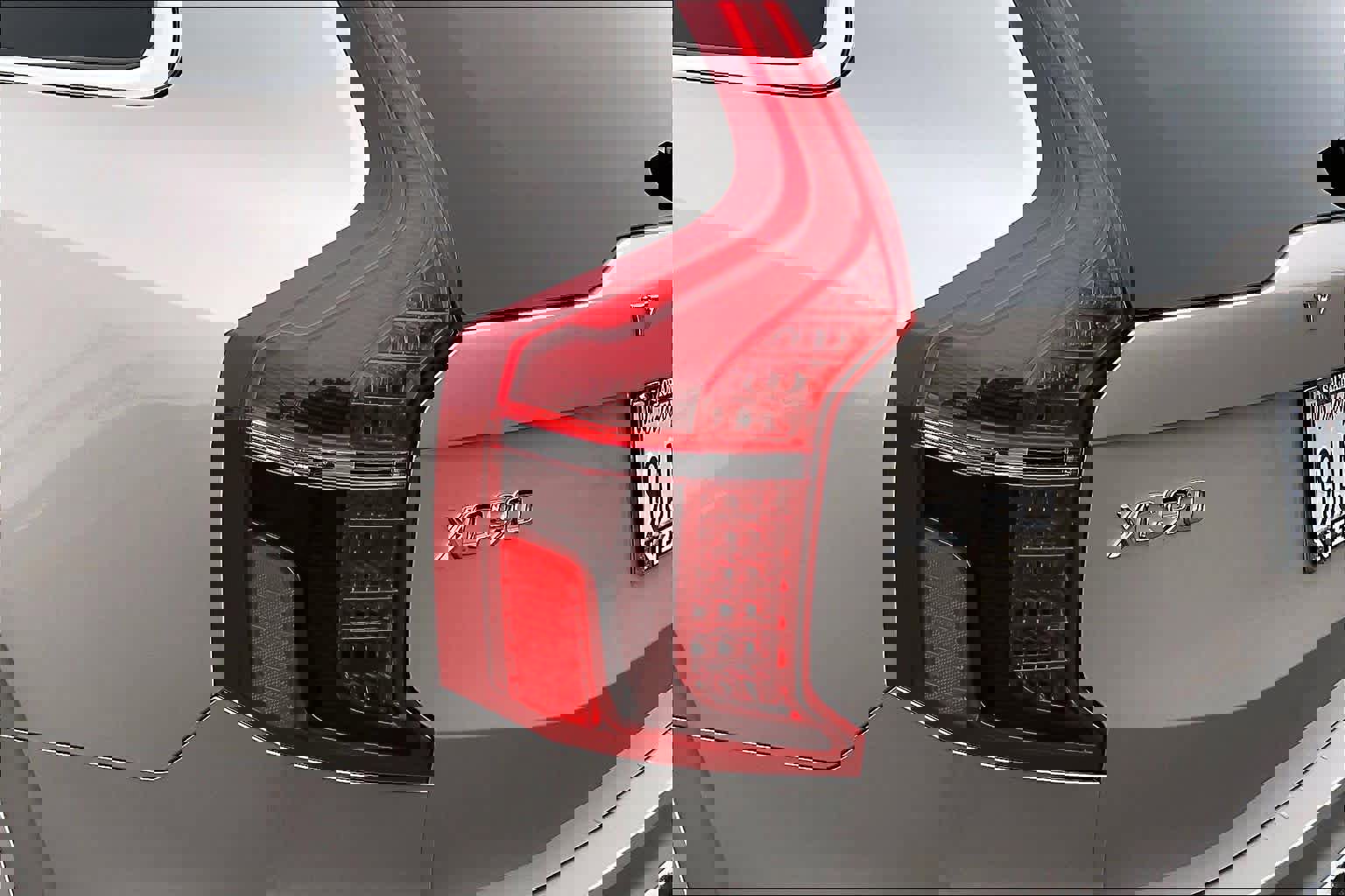 Used 2023 Volvo XC90 B6 Ultimate image 33