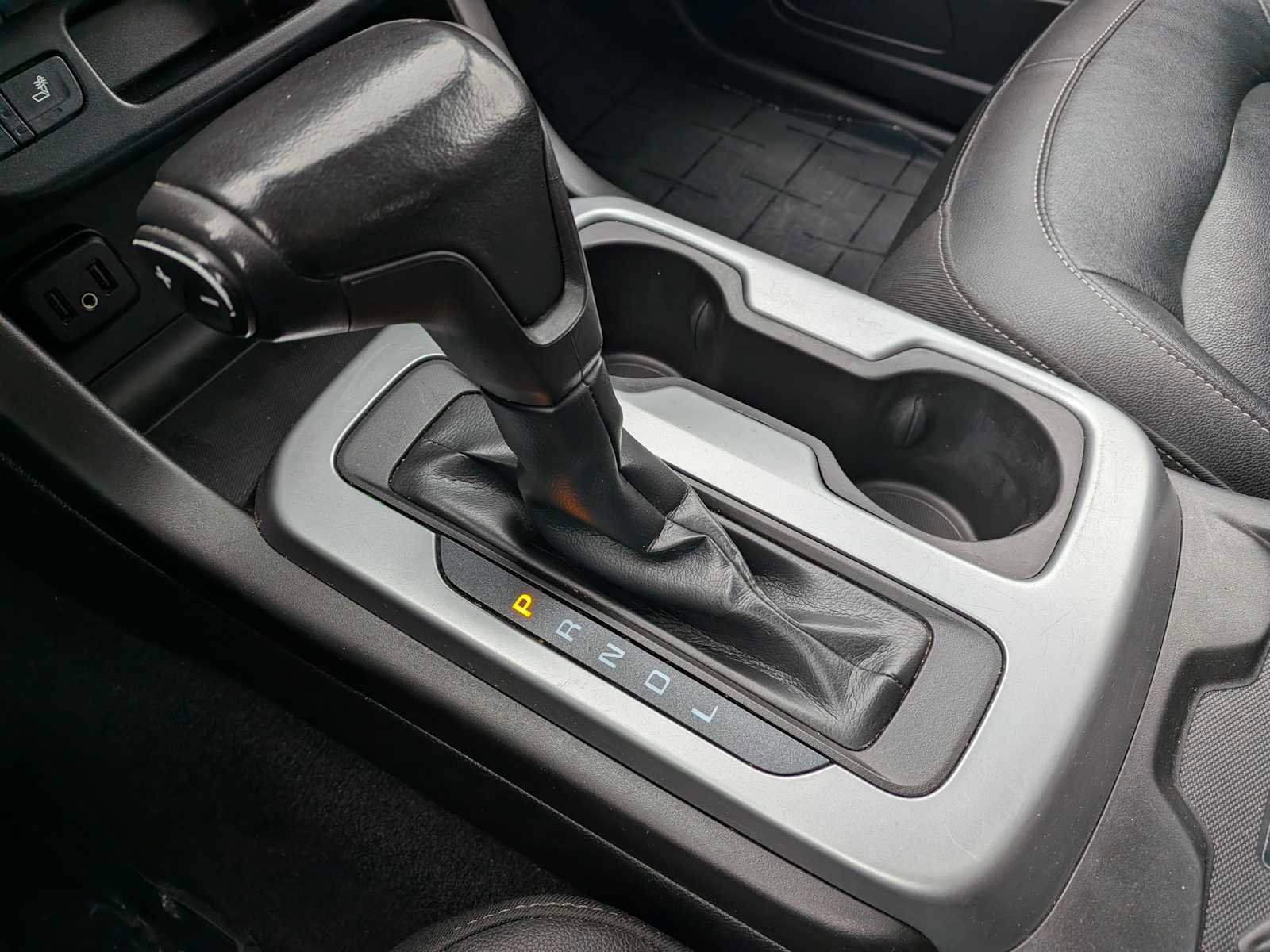 Used 2019 Chevrolet Colorado ZR2 image 31