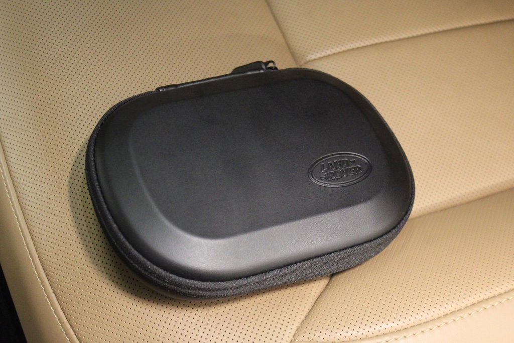 Used 2024 Land Rover Range Rover Long Wheelbase Autobiography image 38