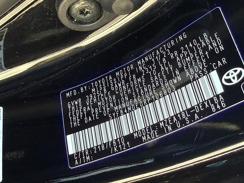 Used 2024 Toyota Corolla LE image 31