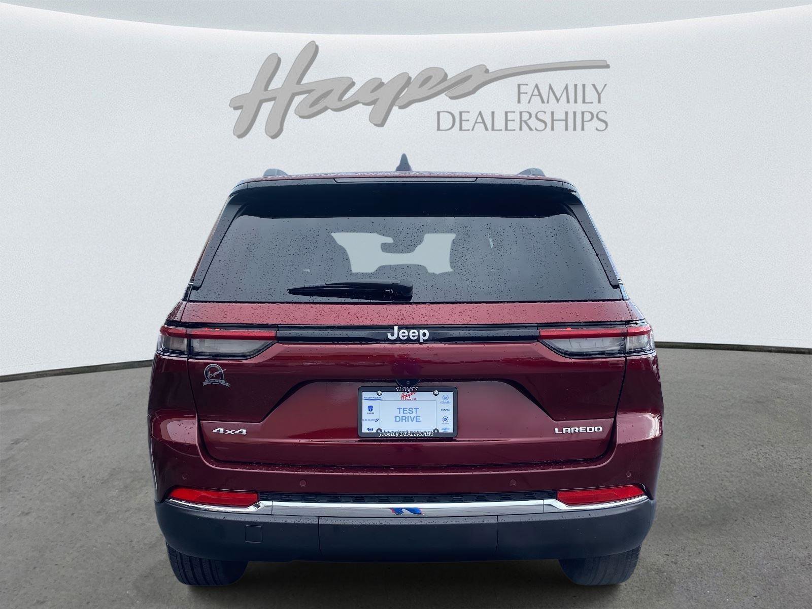 Certified 2024 Jeep Grand Cherokee Laredo X image 42