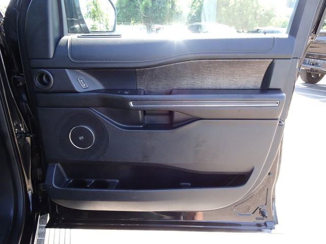 Used 2021 Ford Expedition Limited RWD image 18