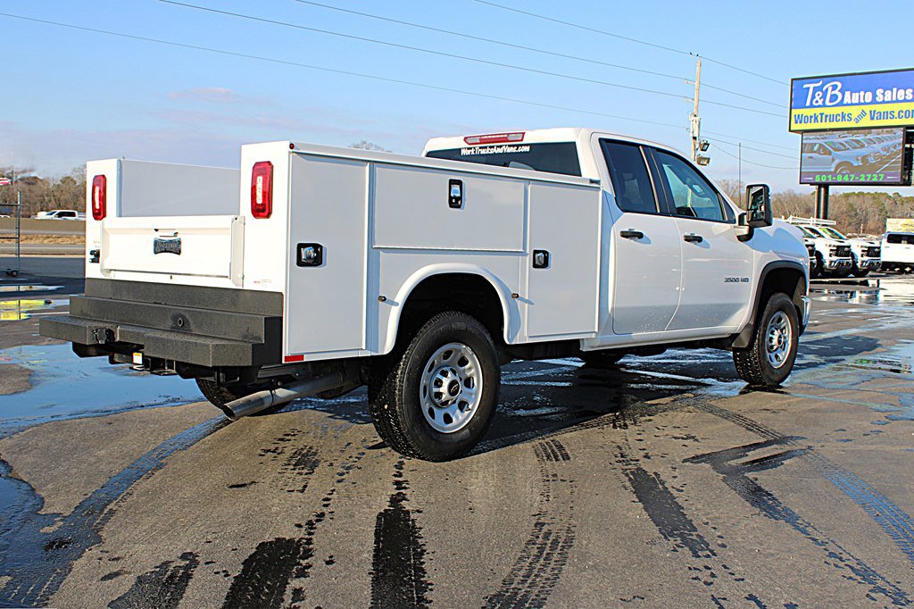 Used 2024 Chevrolet Silverado 3500 W/T w/ WT Convenience Package image 5
