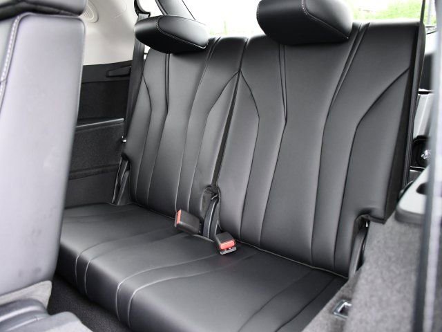 Certified 2026 Acura MDX FWD w/ Technology Package image 18