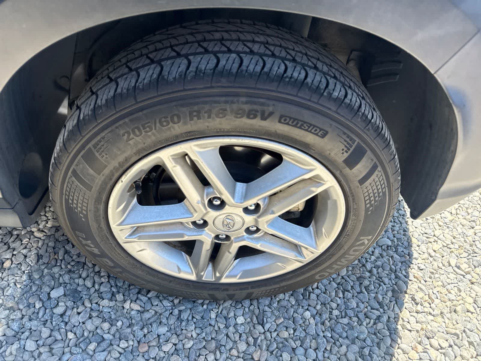 Used 2021 Hyundai Kona SE AWD/4WD image 9