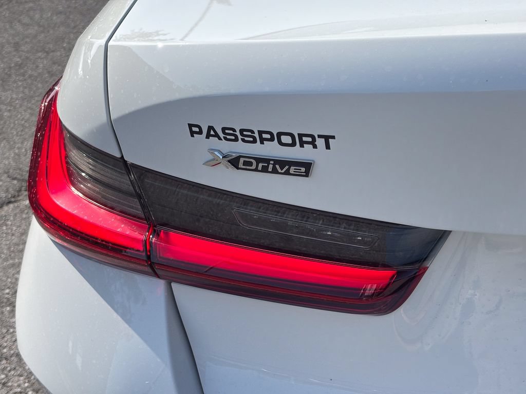 New 2026 BMW 330i xDrive Sedan w/ Convenience Package AWD/4WD image 6